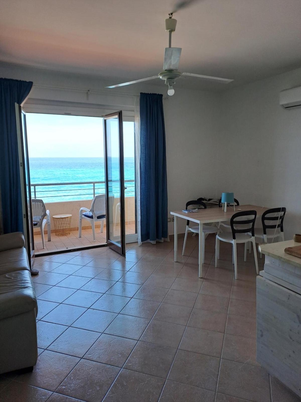 Sea House Bagnara Calabra Apartamento Exterior foto